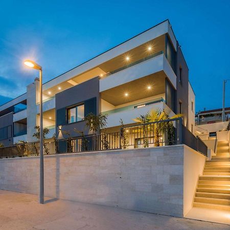 Villa Four Brothers - Middle Floor โปดสตรานา ภายนอก รูปภาพ