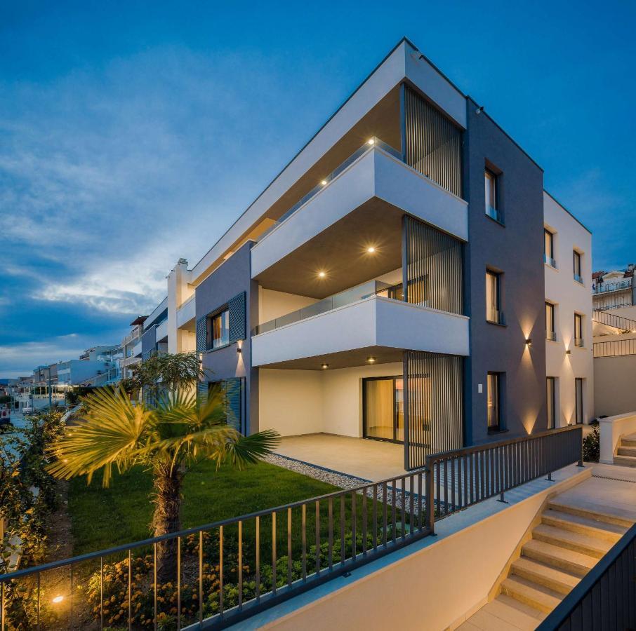 Villa Four Brothers - Middle Floor โปดสตรานา ภายนอก รูปภาพ