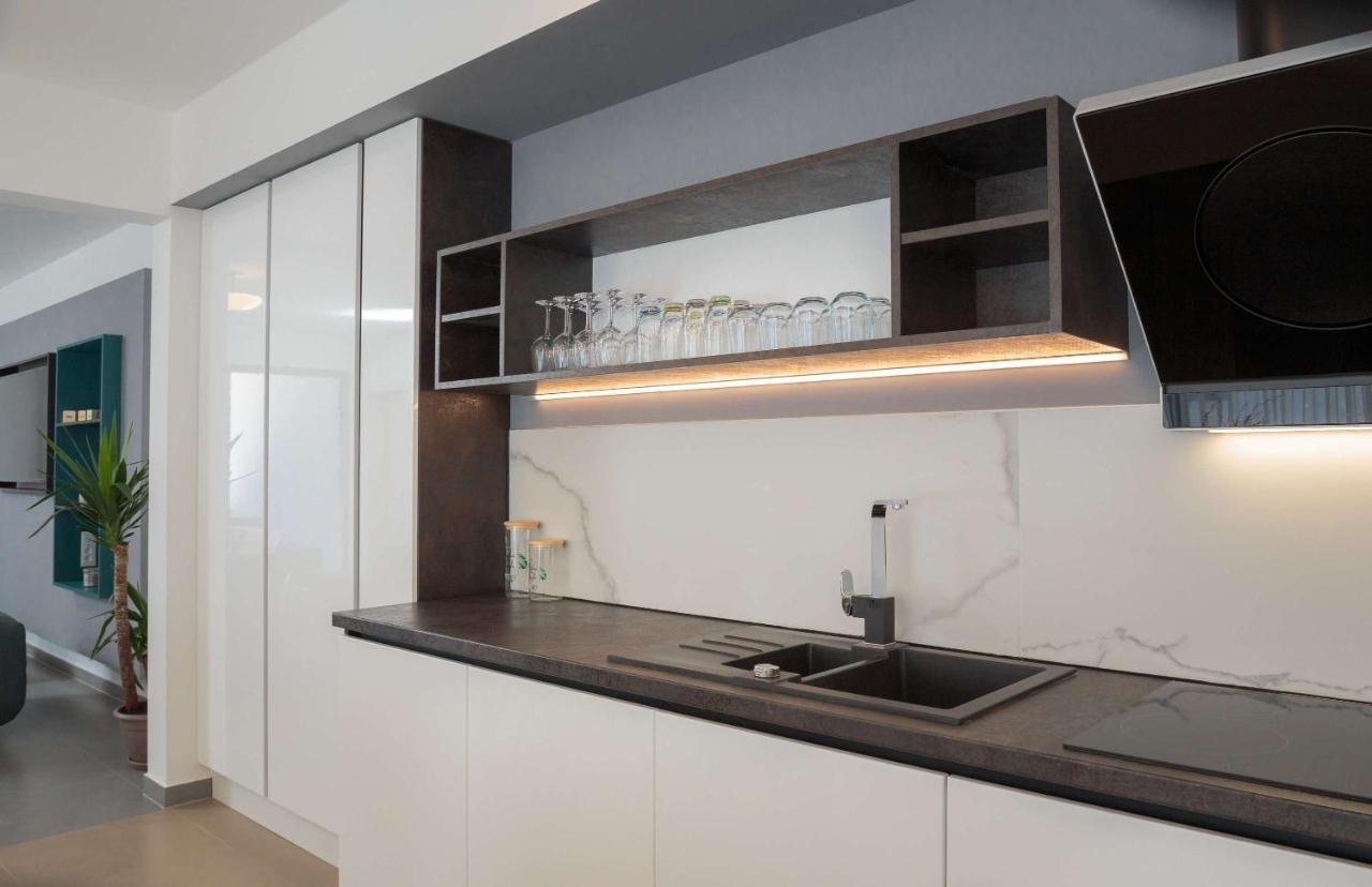 Villa Four Brothers - Middle Floor โปดสตรานา ภายนอก รูปภาพ